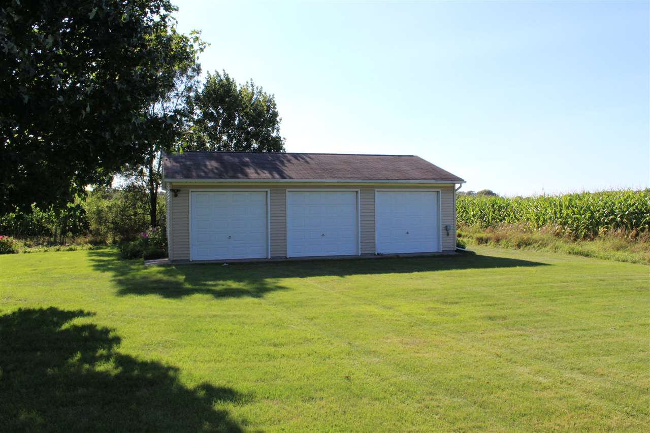 53243 Ash Road Granger, IN 46530 - Photo 17 of 19 Gallery Image 17
