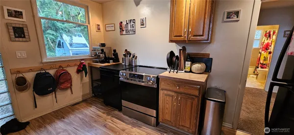 $3,500 | 6810 Northeast Bergman Road, Bainbridge Island, WA 98110