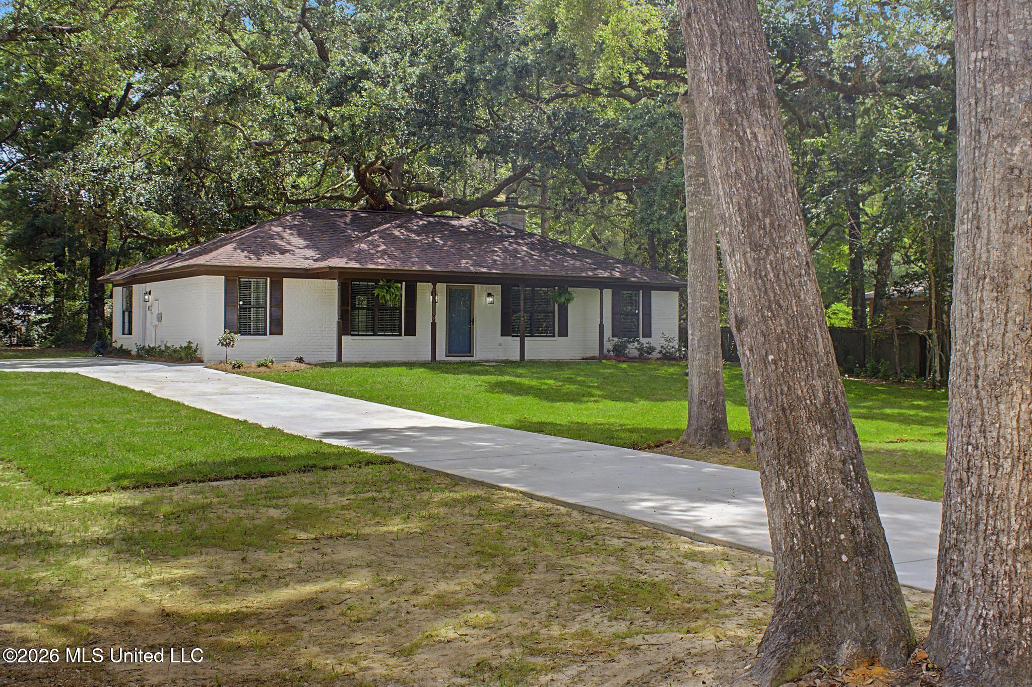 10373 Woolmarket Lake Road Biloxi, MS 39532 - Photo 2 of 21 IMG_7713