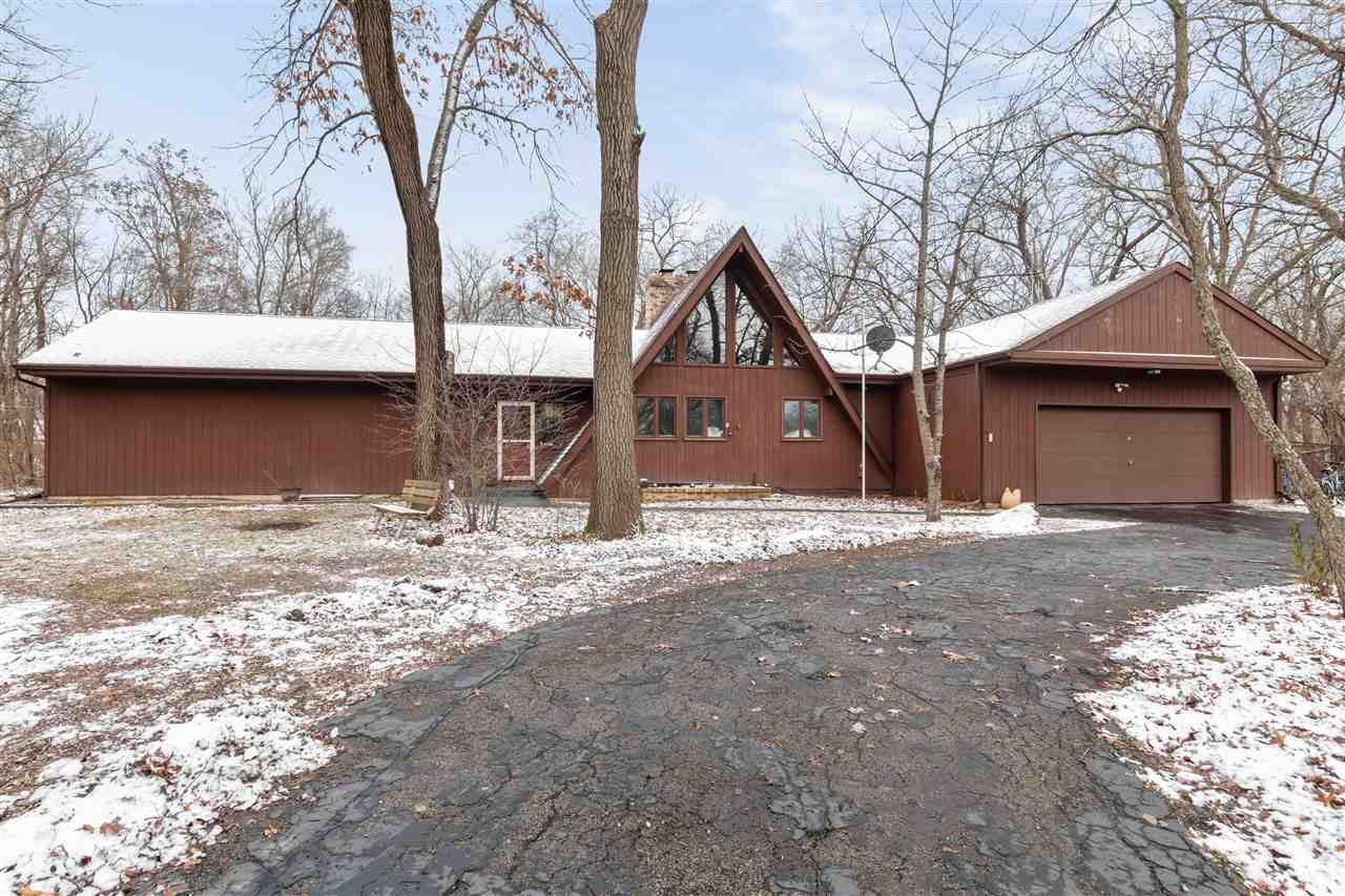 7758 North Gate Road Roscoe, IL 61073 - Photo 1 of 24 Gallery Image 1