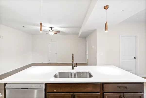 $1,245 | 229 East Johnson Circle, Unit B 208, Clarksville, TN 37040