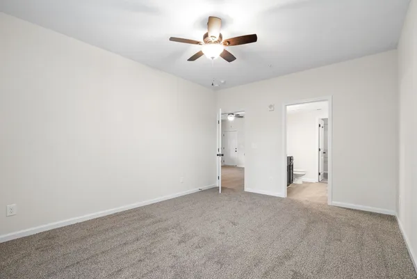 $1,245 | 229 East Johnson Circle, Unit B 208, Clarksville, TN 37040