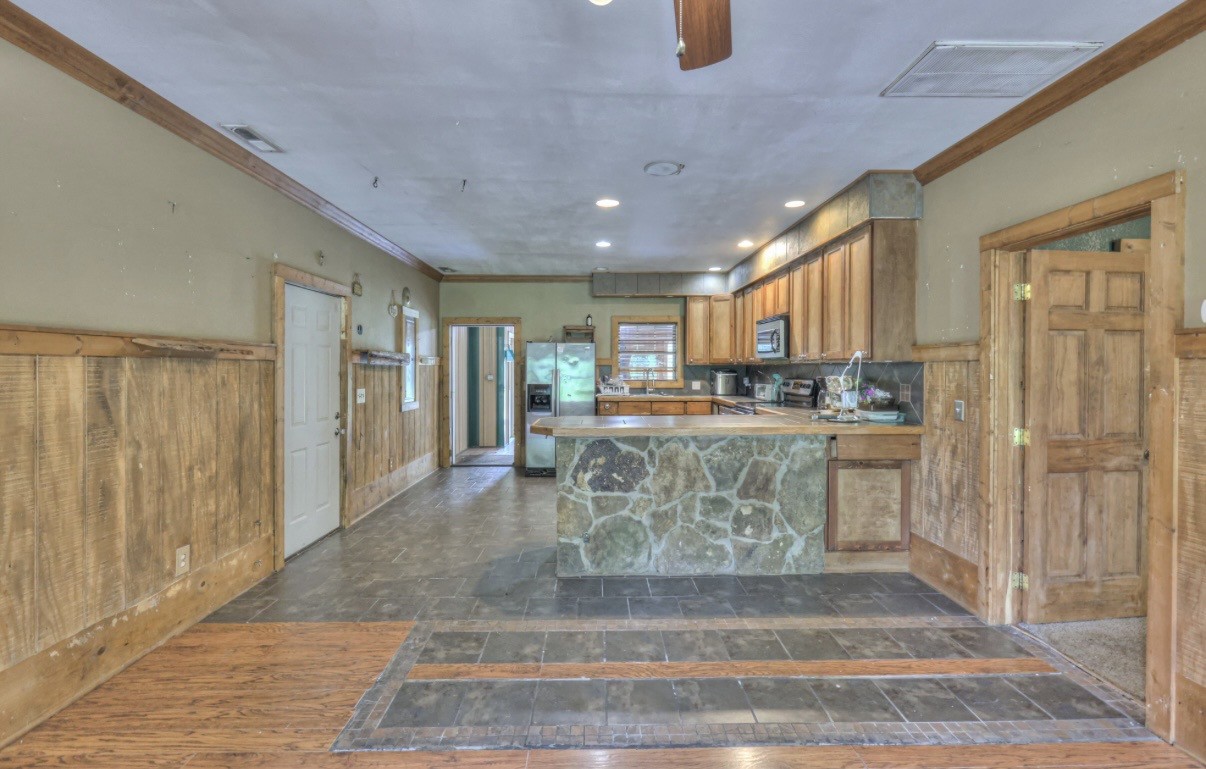 417 Haskins Chapel Road Lewisburg, TN 37091 - Photo 17 of 27 a view of a kitchen