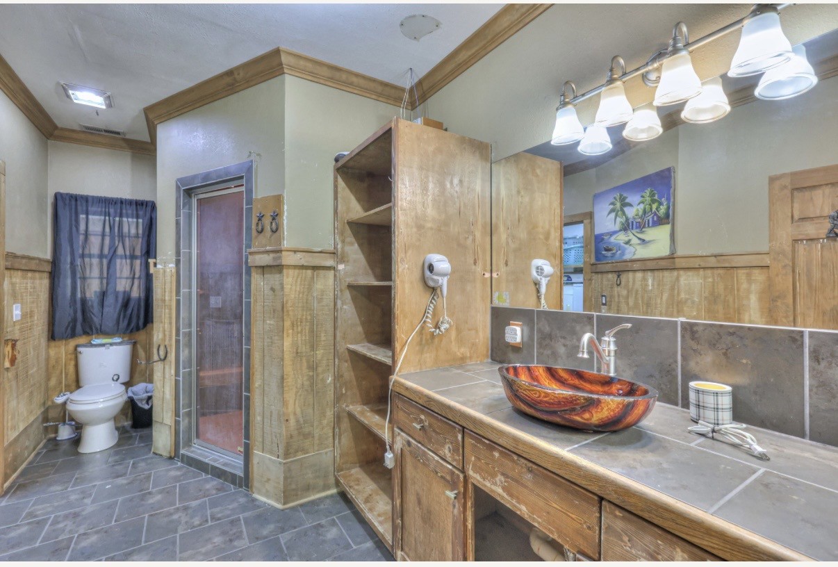 417 Haskins Chapel Road Lewisburg, TN 37091 - Photo 20 of 27 a bathroom with a sink a toilet and shower