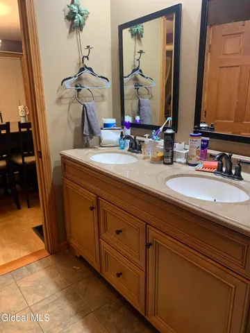 $260,000 | 25 La Cross Street, Hudson Falls, NY 12839