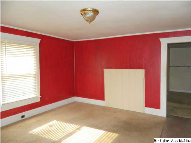 828 Fulton Avenue Birmingham, AL 35217 - Photo 4 of 12