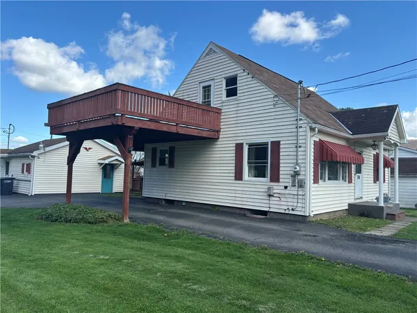 $179,900 | 74 Dalrymple Avenue, Southport, NY 14871