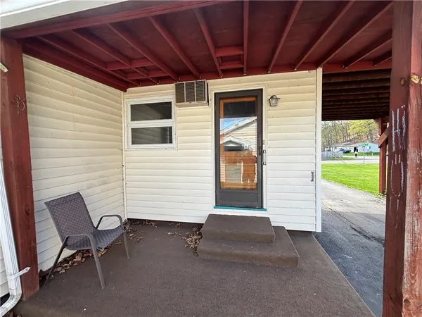 $179,900 | 74 Dalrymple Avenue, Southport, NY 14871