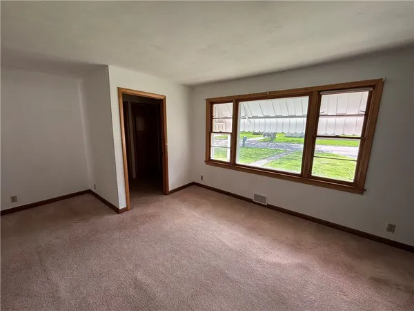 $179,900 | 74 Dalrymple Avenue, Southport, NY 14871