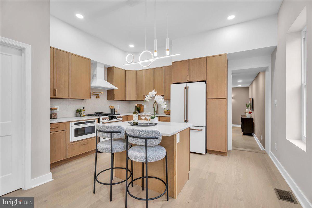 1126 Mifflin Street Philadelphia, PA 19148 - Photo 1 of 35