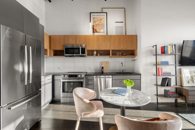 $649,000 | 319 A Street, Unit 501, Boston, MA 02210