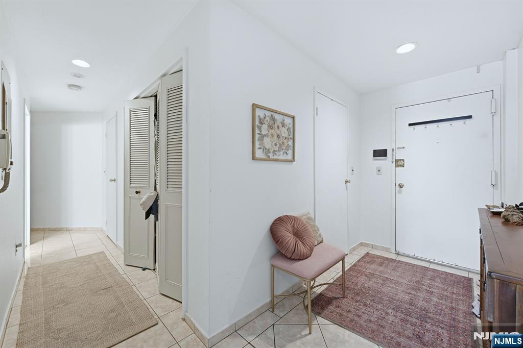 320 Anderson Avenue, Unit 1B Fairview, NJ 07022 - Photo 17 of 23