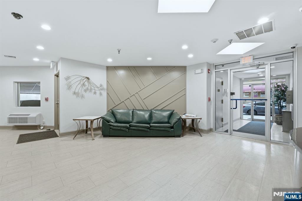 320 Anderson Avenue, Unit 1B Fairview, NJ 07022 - Photo 23 of 23