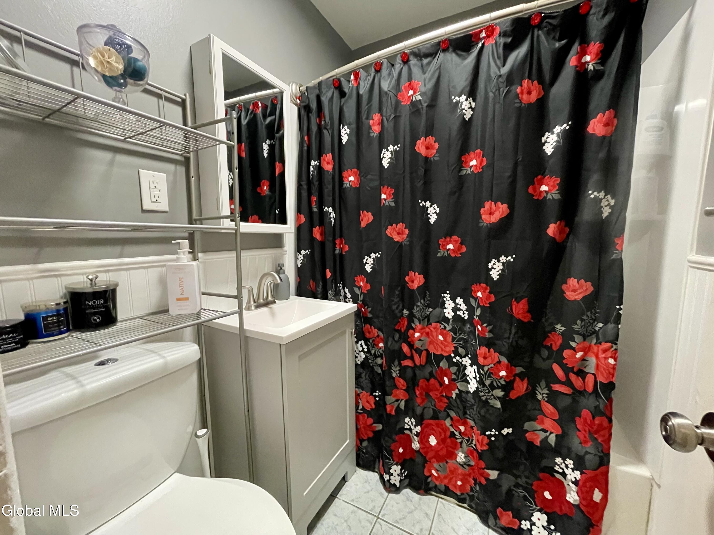 304 Dearborn Avenue Schenectady, NY 12304 - Photo 12 of 15 IMG_2159