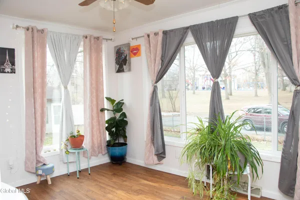 $270,000 | 304 Dearborn Avenue, Schenectady, NY 12304