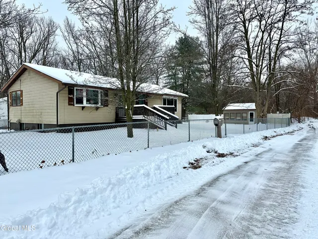 $270,000 | 304 Dearborn Avenue, Schenectady, NY 12304