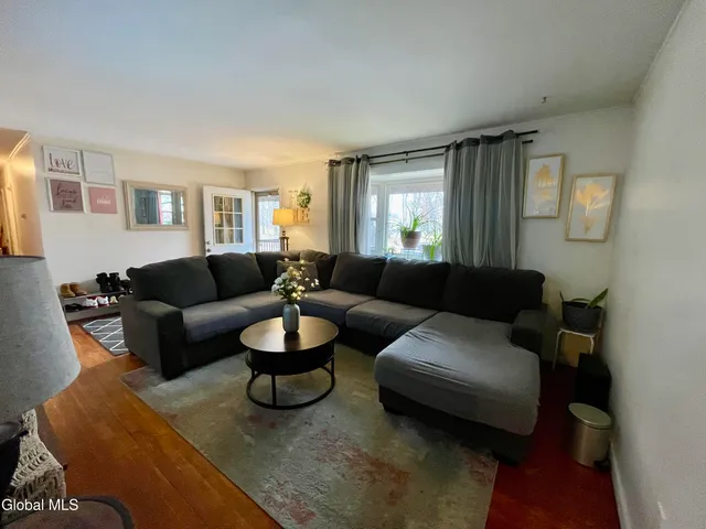 $270,000 | 304 Dearborn Avenue, Schenectady, NY 12304