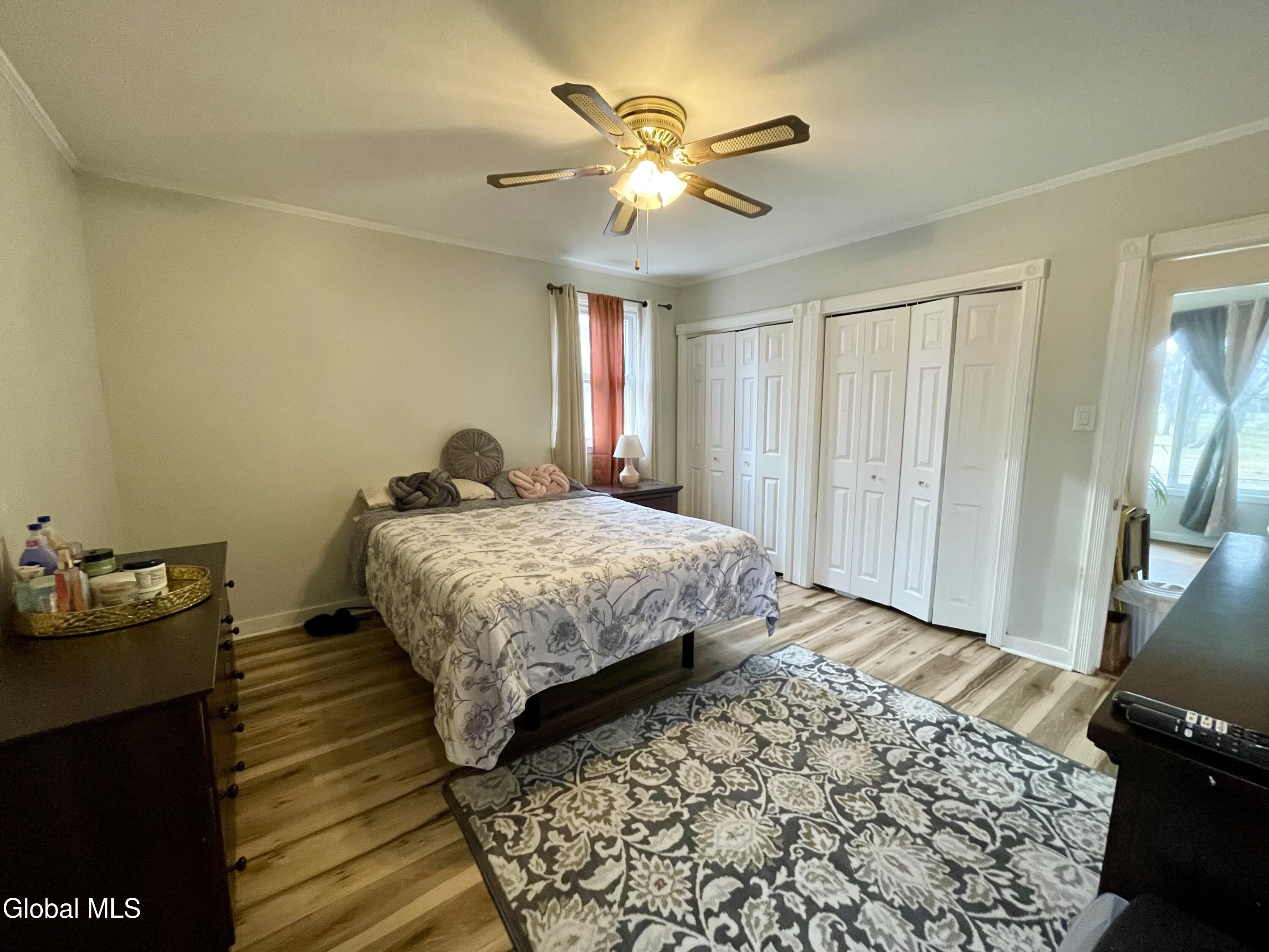 304 Dearborn Avenue Schenectady, NY 12304 - Photo 10 of 14 IMG_2161