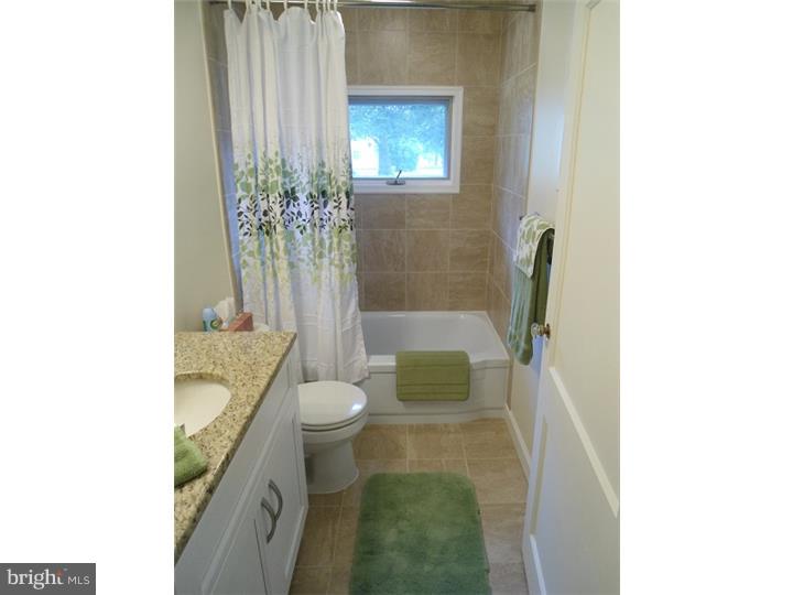 841 Edgemont Road Fairless Hills, PA 19030 - Photo 12 of 25 Bathroom