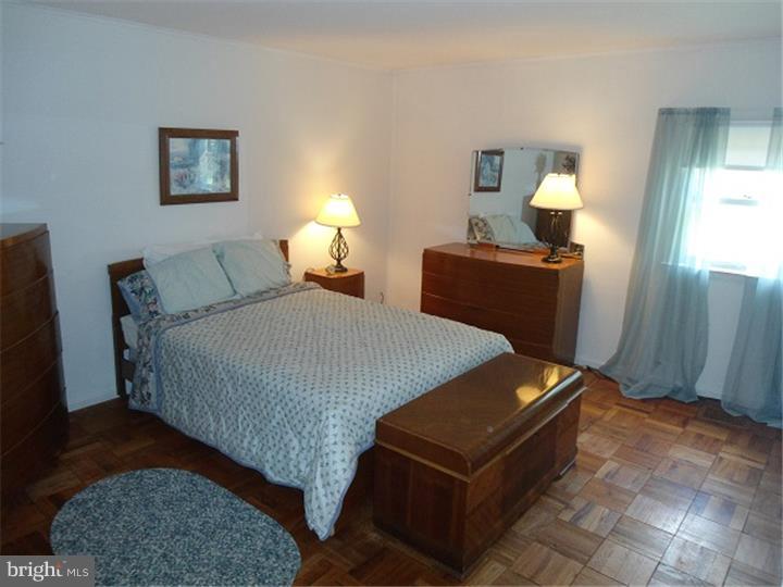 841 Edgemont Road Fairless Hills, PA 19030 - Photo 15 of 25 Bedroom - Main