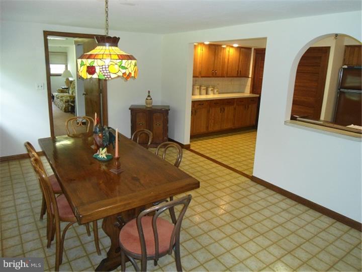 841 Edgemont Road Fairless Hills, PA 19030 - Photo 3 of 25 Dining Room