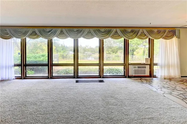 $748,500 | 2660 Indiana Terrace, Ottawa, KS 66067