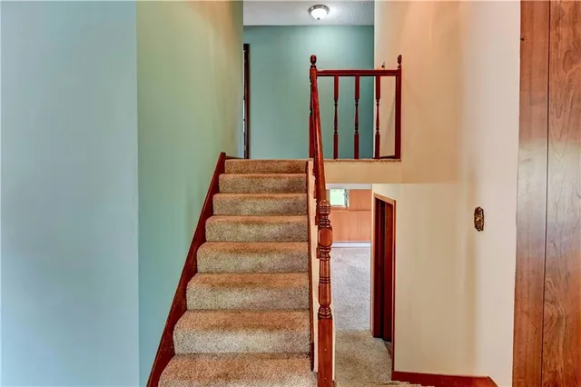 $748,500 | 2660 Indiana Terrace, Ottawa, KS 66067