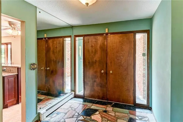 $748,500 | 2660 Indiana Terrace, Ottawa, KS 66067