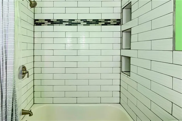 $748,500 | 2660 Indiana Terrace, Ottawa, KS 66067