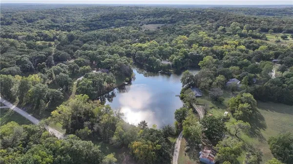 $748,500 | 2660 Indiana Terrace, Ottawa, KS 66067