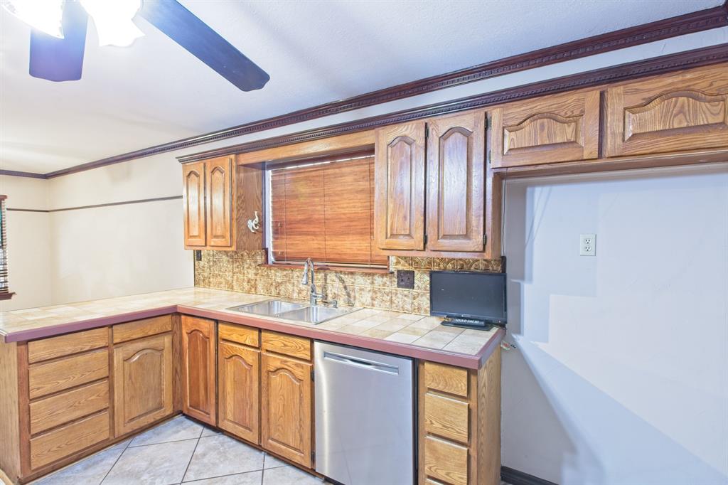 2312 Rockhill Road McKinney, TX 75072 - Photo 36 of 40