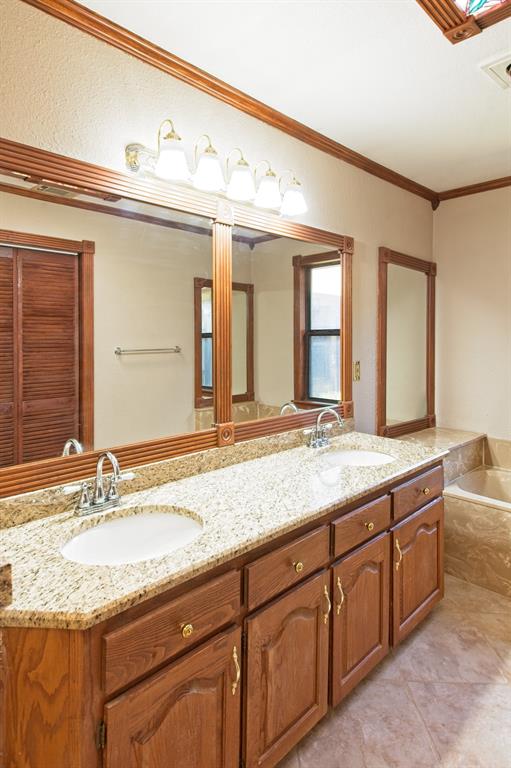 2312 Rockhill Road McKinney, TX 75072 - Photo 9 of 40