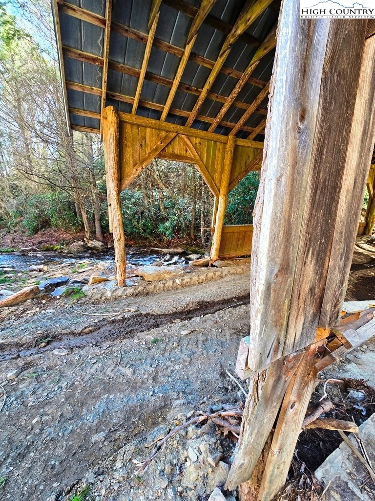 115 Little Horse Path Lansing, NC 28643 - Photo 30 of 33