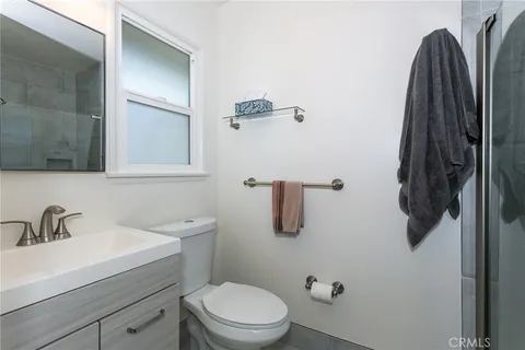 $880,000 | 21000 Elkwood Street, Canoga Park, CA 91304