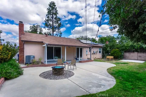 $880,000 | 21000 Elkwood Street, Canoga Park, CA 91304