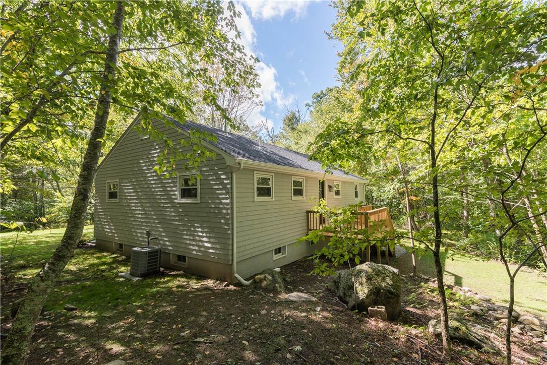 19 Mill Road Foster, RI 02825 - Photo 11 of 34