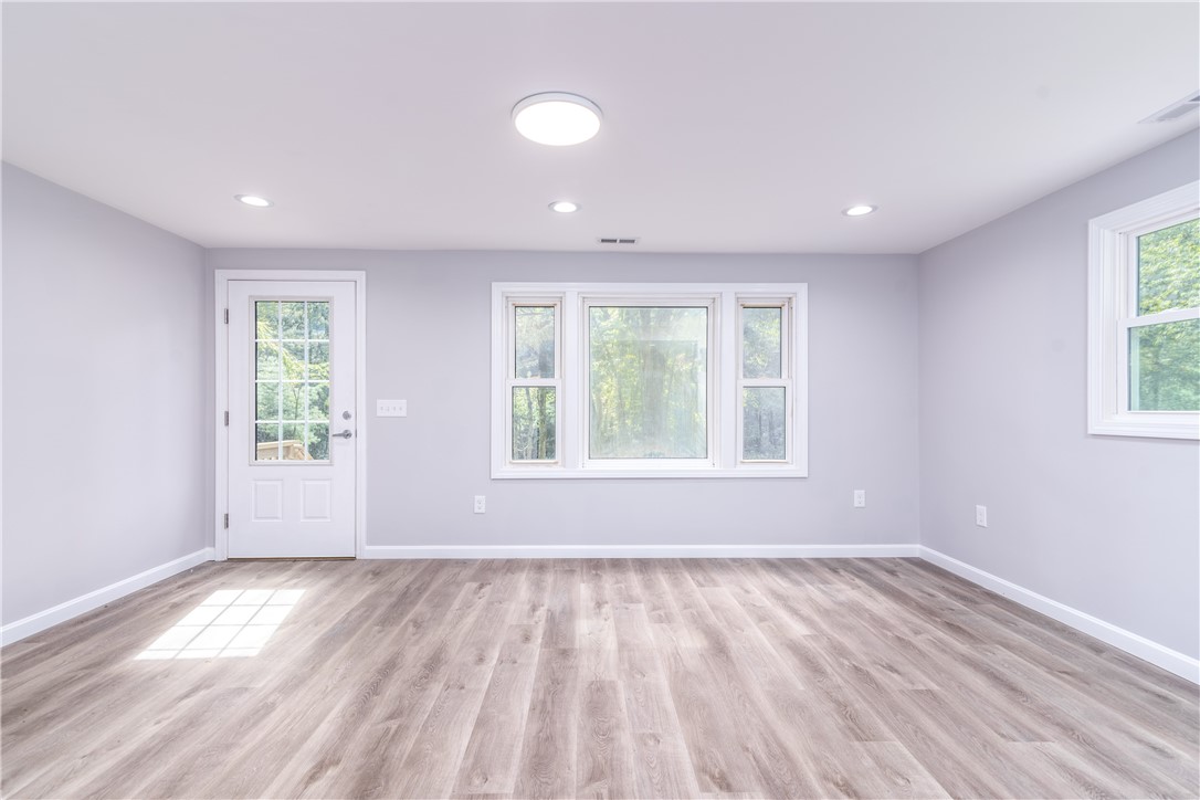 19 Mill Road Foster, RI 02825 - Photo 14 of 34