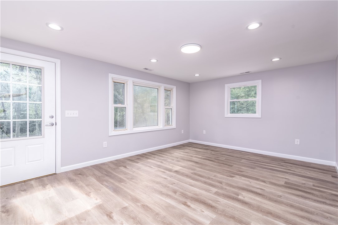 19 Mill Road Foster, RI 02825 - Photo 15 of 34