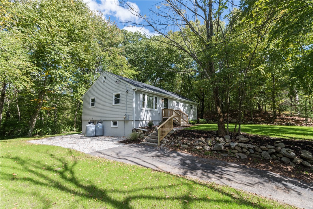 19 Mill Road Foster, RI 02825 - Photo 7 of 34