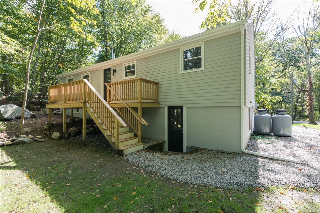 19 Mill Road Foster, RI 02825 - Photo 9 of 34
