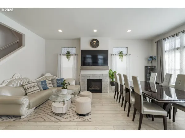 $569,000 | 30778 Southwest Fir Avenue, Wilsonville, OR 97070