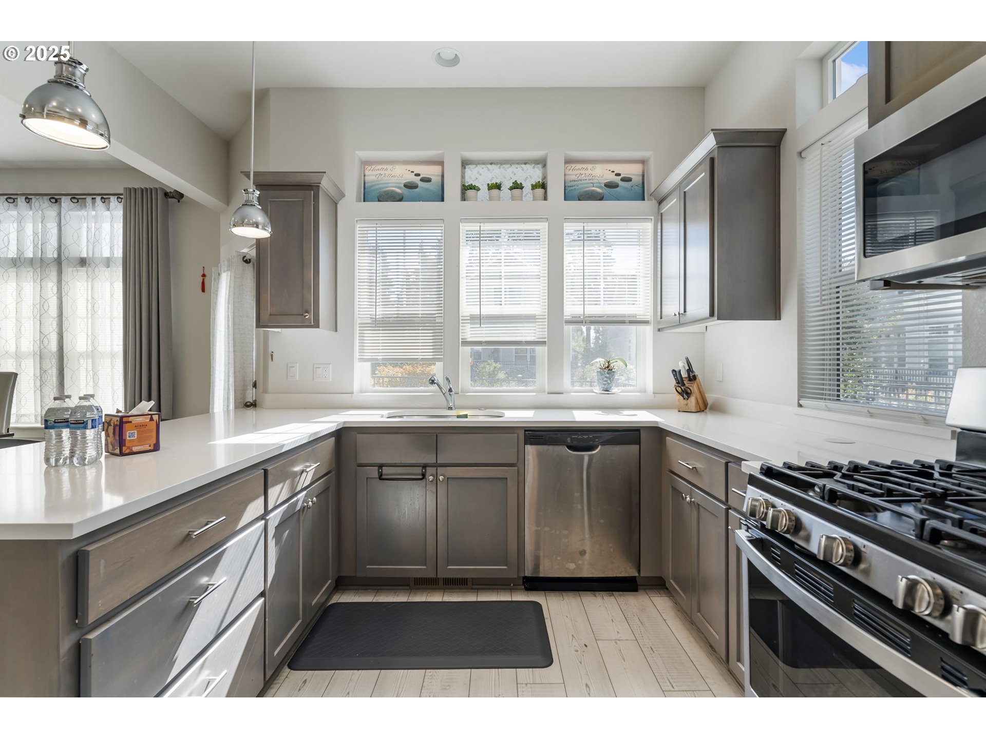 30778 Southwest Fir Avenue Wilsonville, OR 97070 - Photo 17 of 46