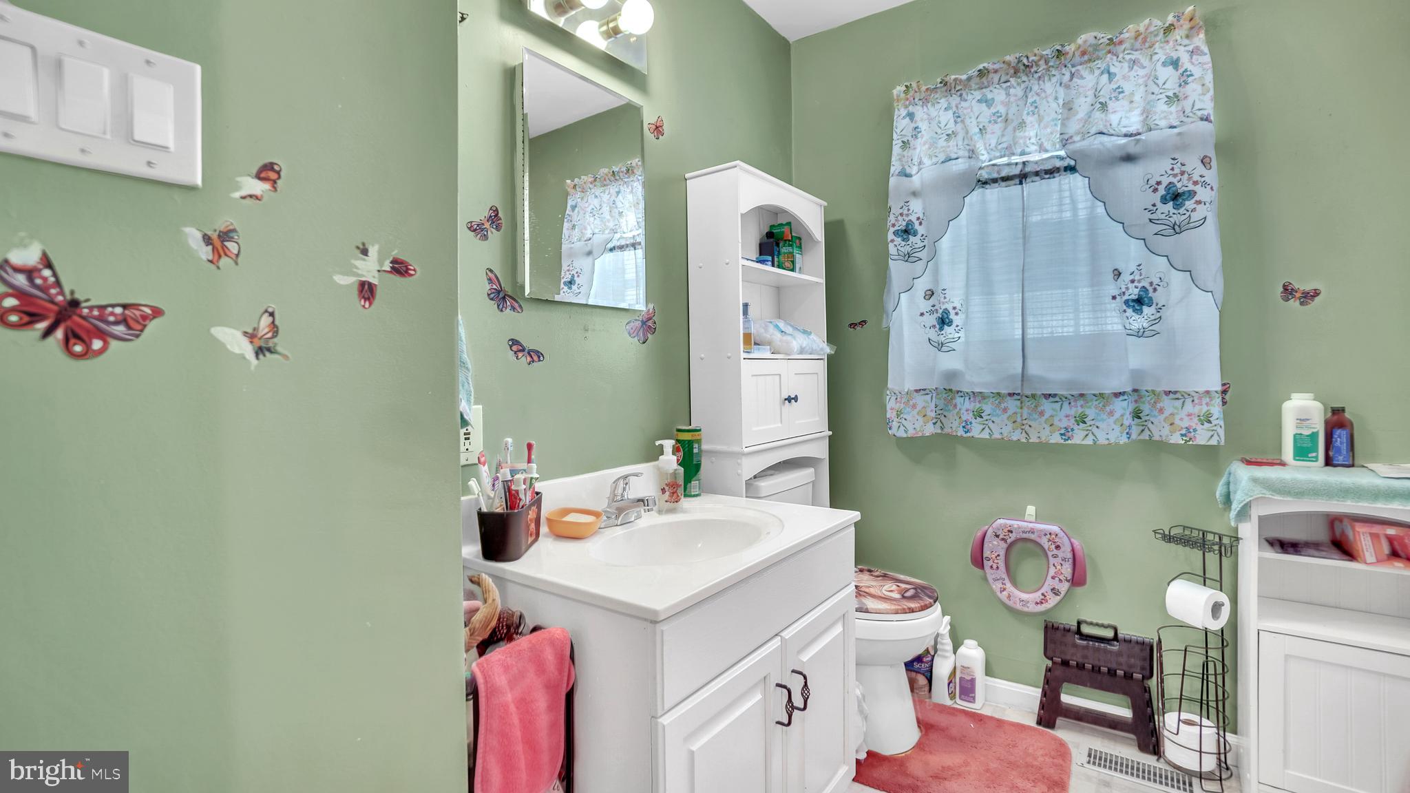 509 4th Street Laurel, MD 20707 - Photo 15 of 26