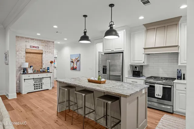 $374,900 | 209 Bridge Court, Unit 209, Madison, MS 39110