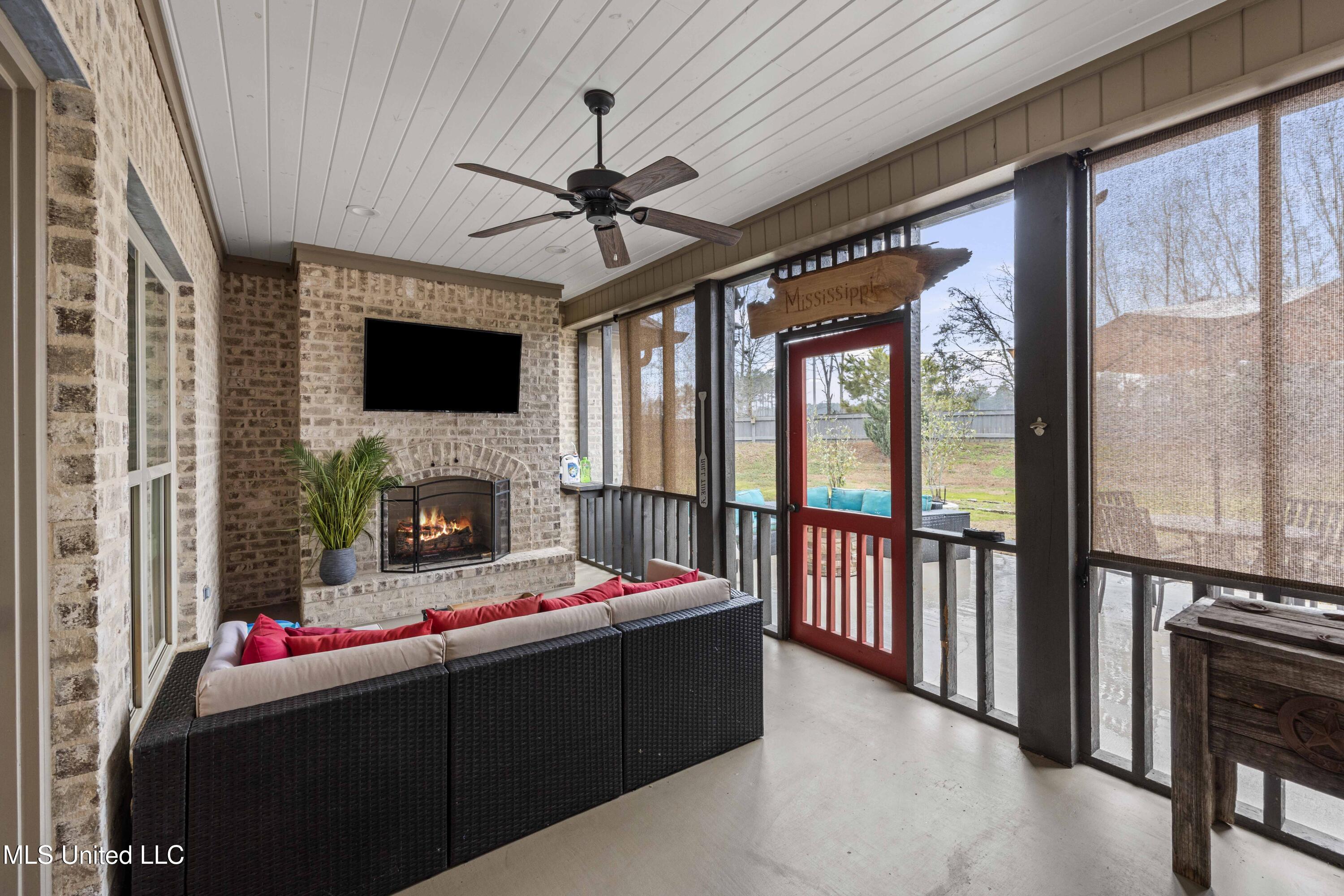 209 Bridge Court, Unit 209 Madison, MS 39110 - Photo 4 of 26 EOSR2269