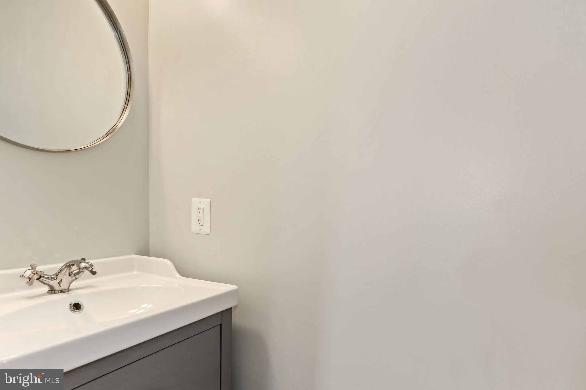 1347 Maple View Place Southeast Washington, DC 20020 - Photo 13 of 38