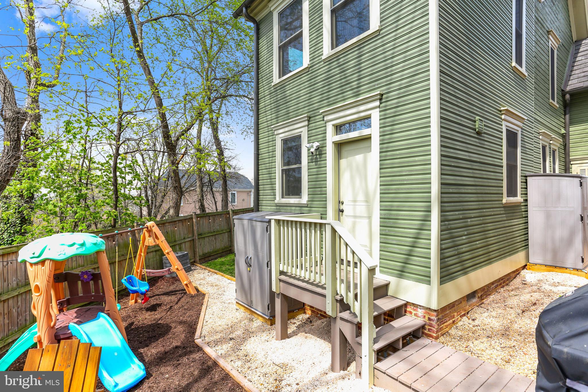 1347 Maple View Place Southeast Washington, DC 20020 - Photo 32 of 38