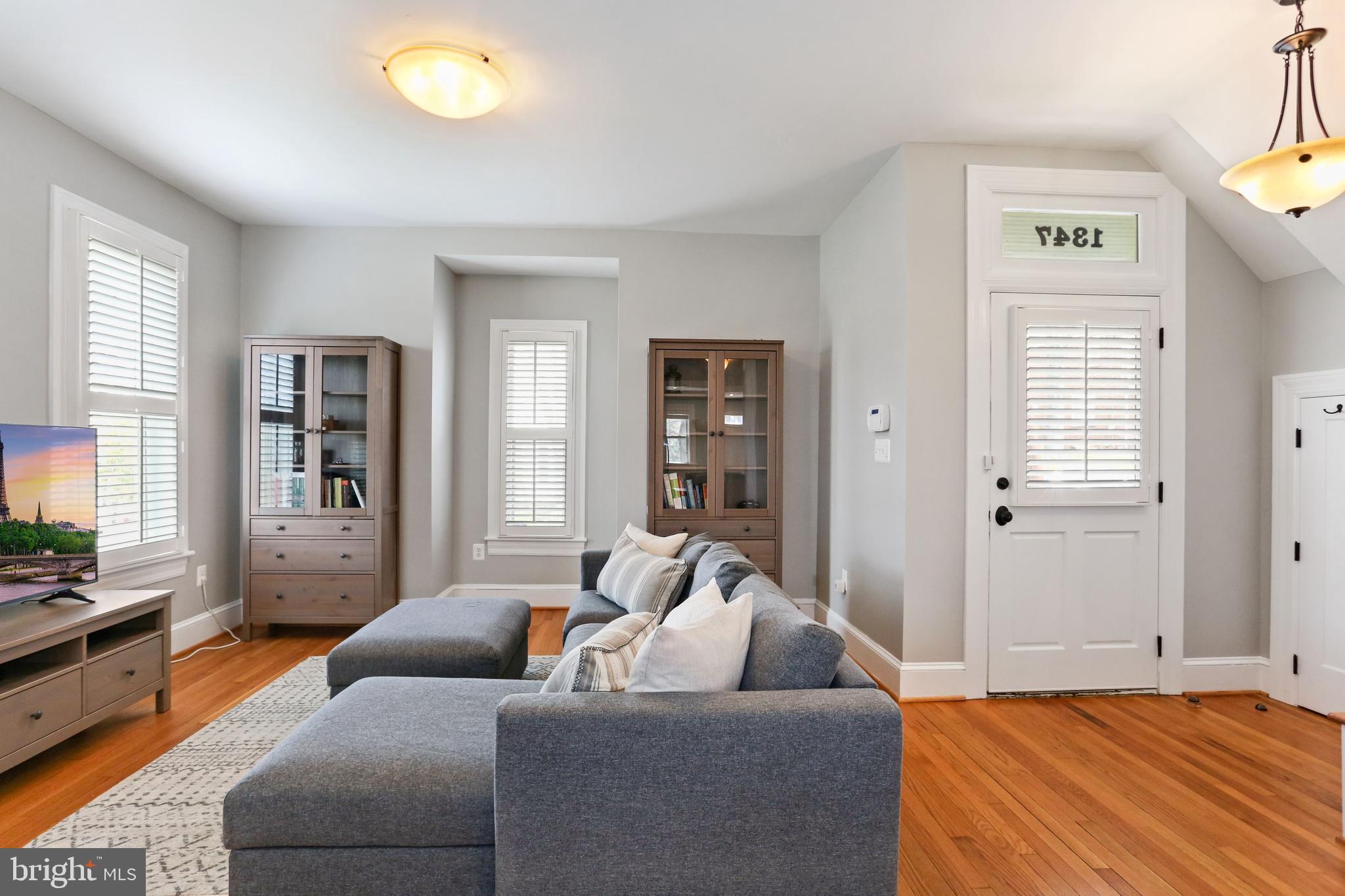 1347 Maple View Place Southeast Washington, DC 20020 - Photo 5 of 38