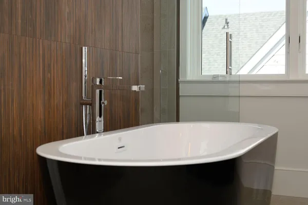 $1,950,000 | 21485 Island Club Road, Tilghman, MD 21671