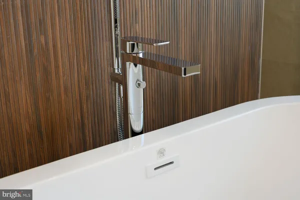 $1,950,000 | 21485 Island Club Road, Tilghman, MD 21671